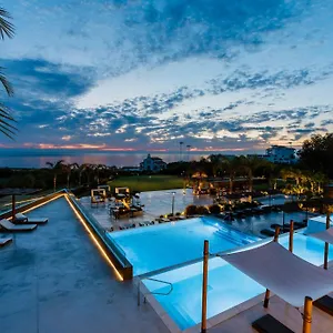 Cavo Zoe Seaside Szálloda